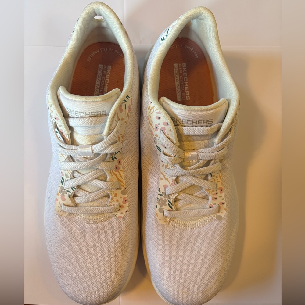 Skechers Women's White Floral Sneakers** SOLD **